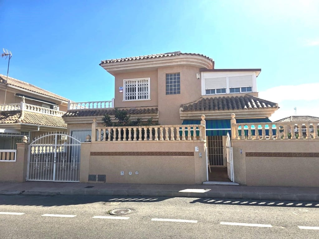 Villa in Urbanizacion los Balcones