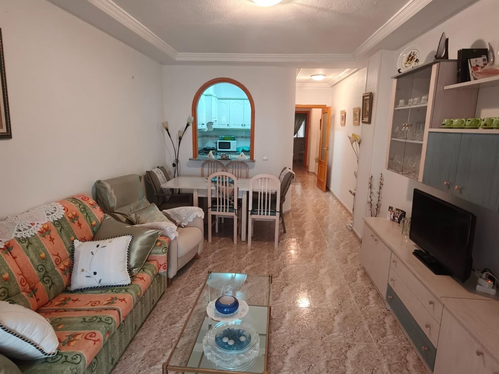 Apartment in Torrevieja - Image 3