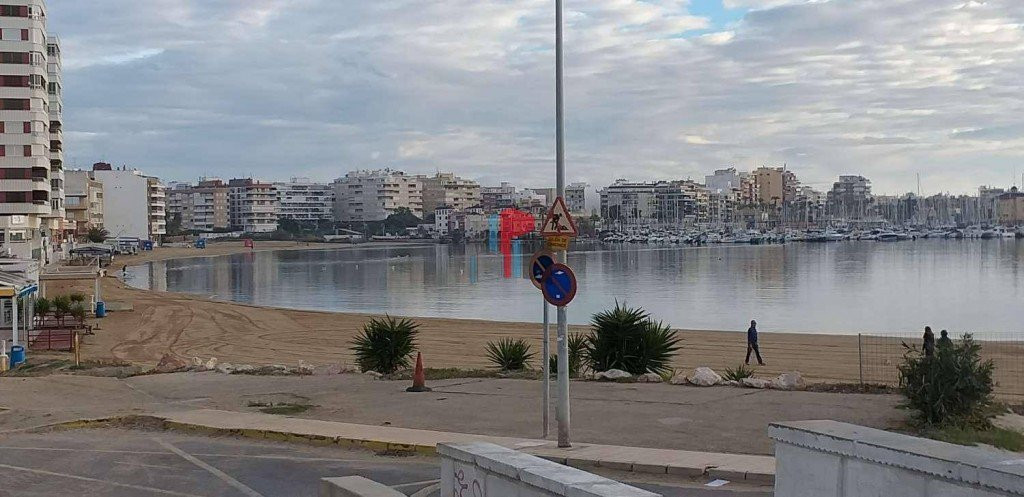 Apartment in Torrevieja - Image 2