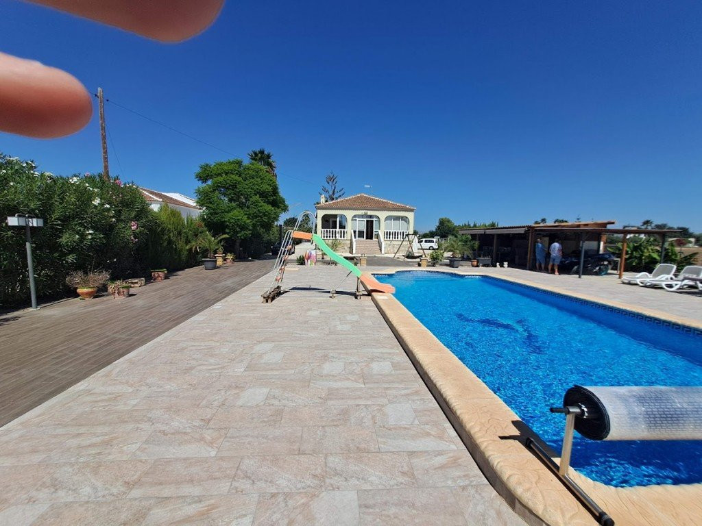 Villa in Dolores