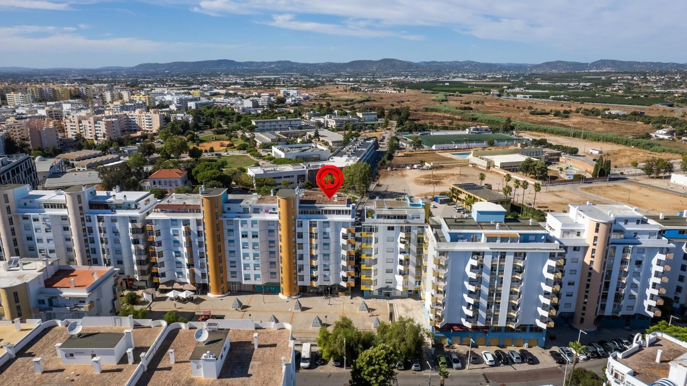 Apartment in Faro - Image 2