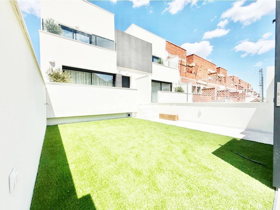 Villa in Cox - Image 3