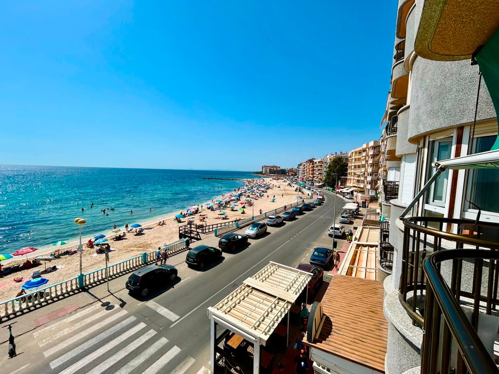 Apartment in Torrevieja - Image 3