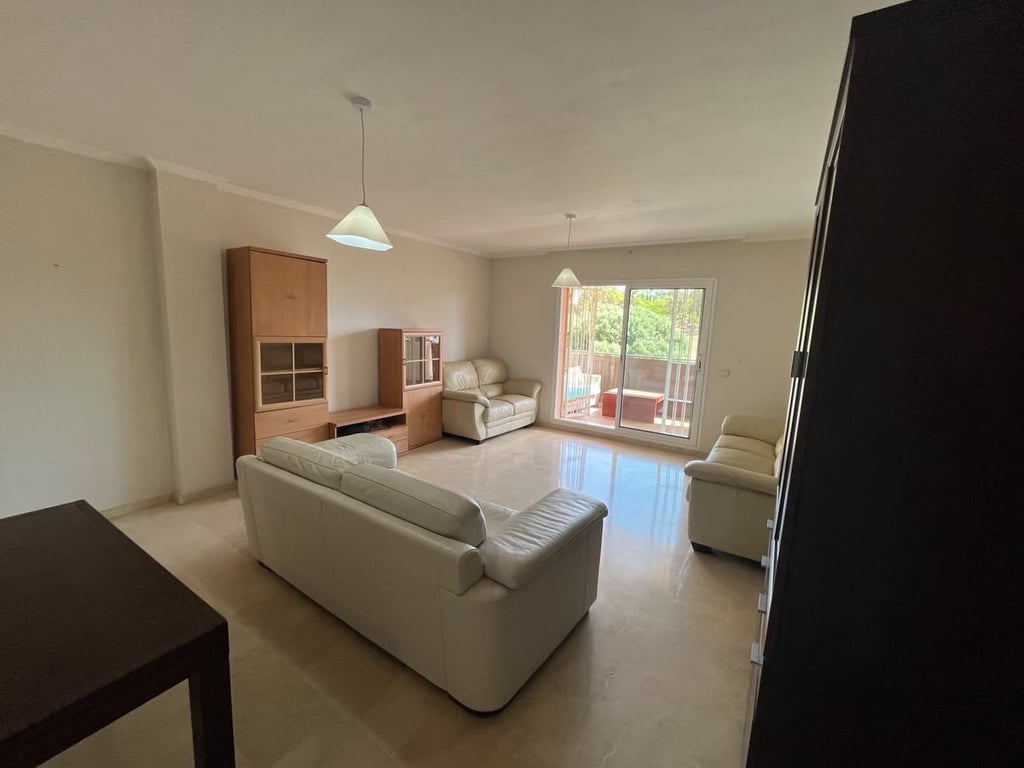 Apartment in Mijas Costa - Image 3