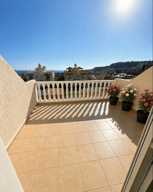 House in Pegeia - Image 2