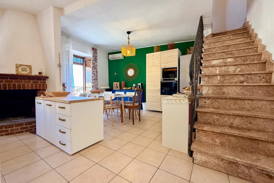 House in Castroreale - Image 3
