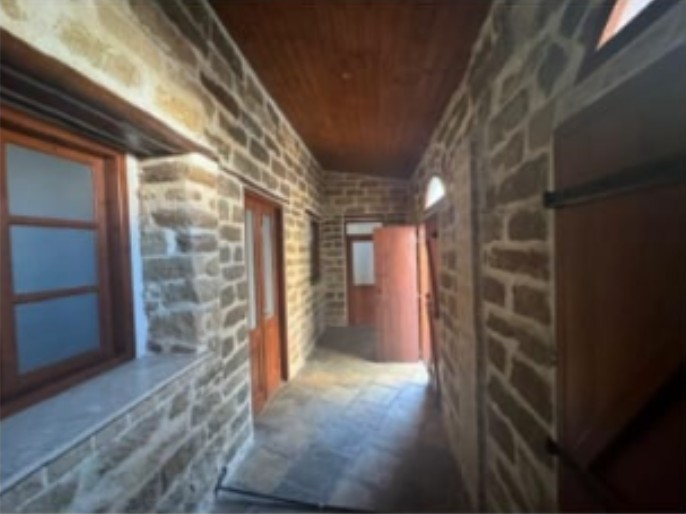 House in Agia Fylaxis - Image 2