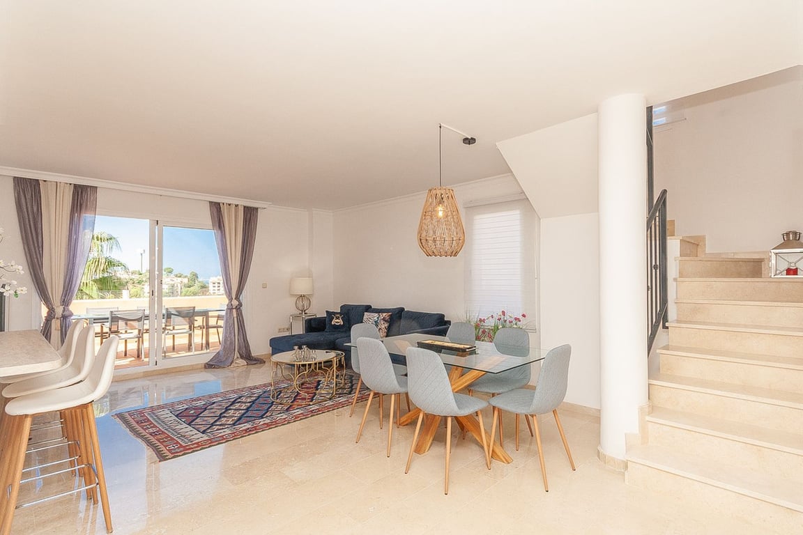 Penthouse in Marbella Del Este - Image 3