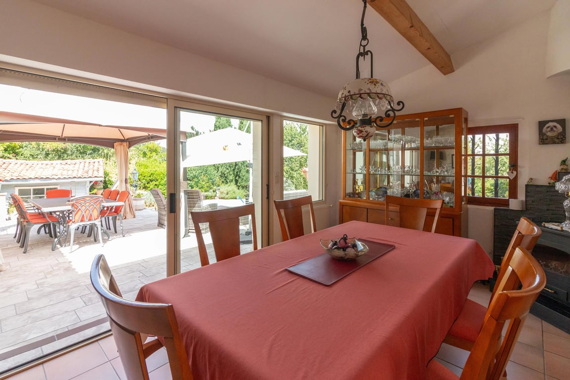 House in Genac - Image 3