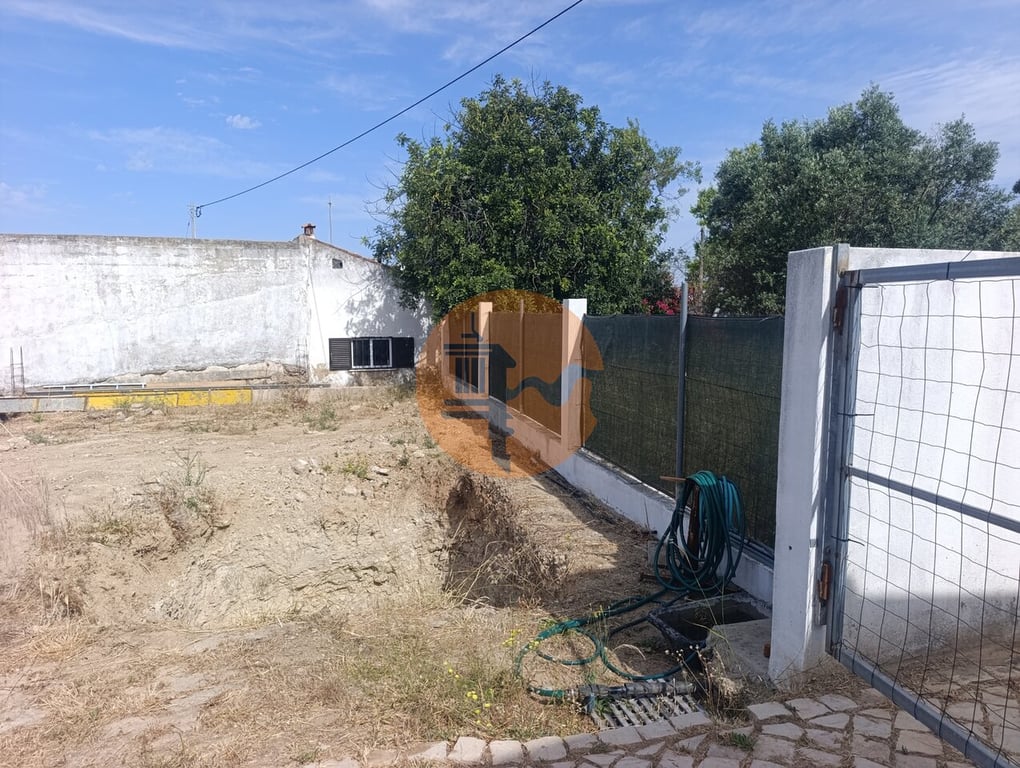 Land in Santa Barbara de Nexe