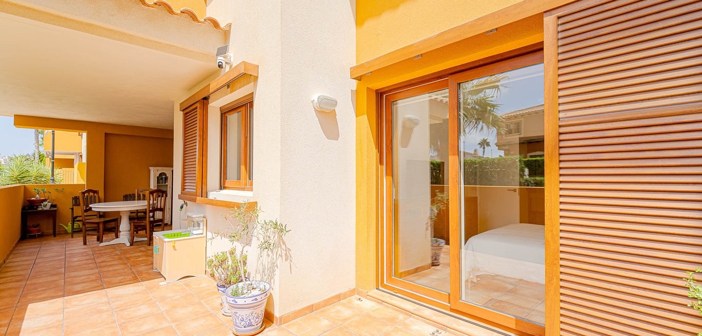 Apartment in Punta Prima - Image 3