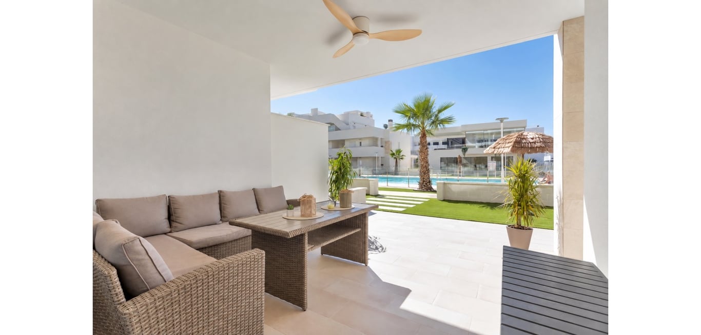 Apartment in Urbanizacion El Raso - Image 3