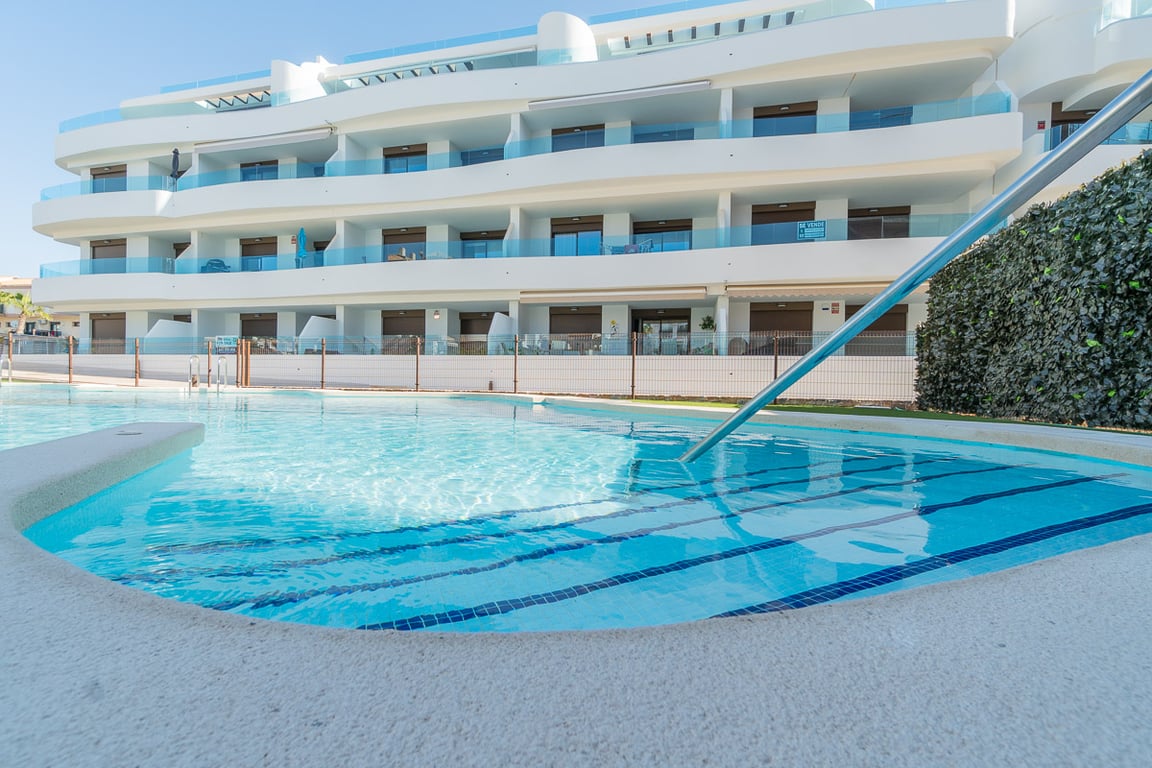 House in Playa Flamenca - Image 3