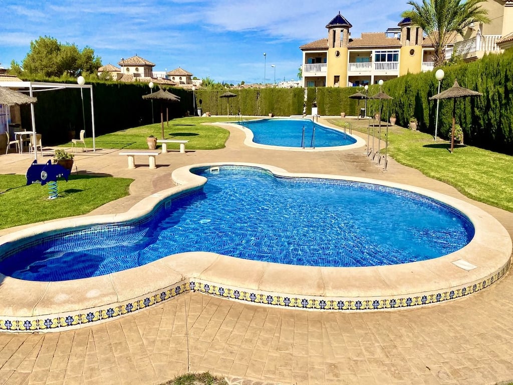 Villa in Villamartin - Image 3