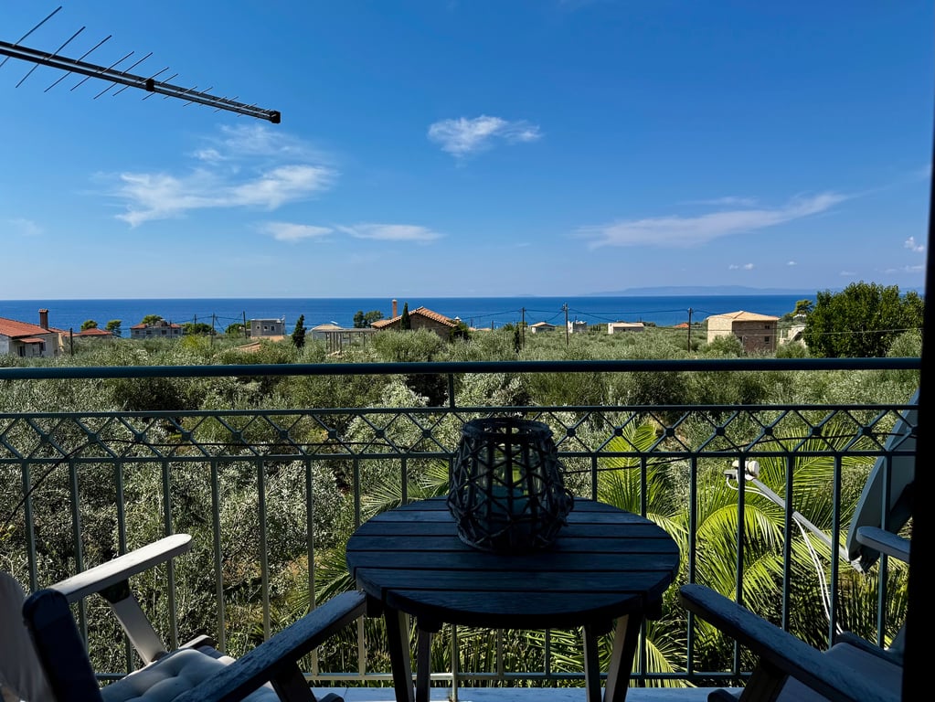 Villa in Aghios Nikolaos - Image 2