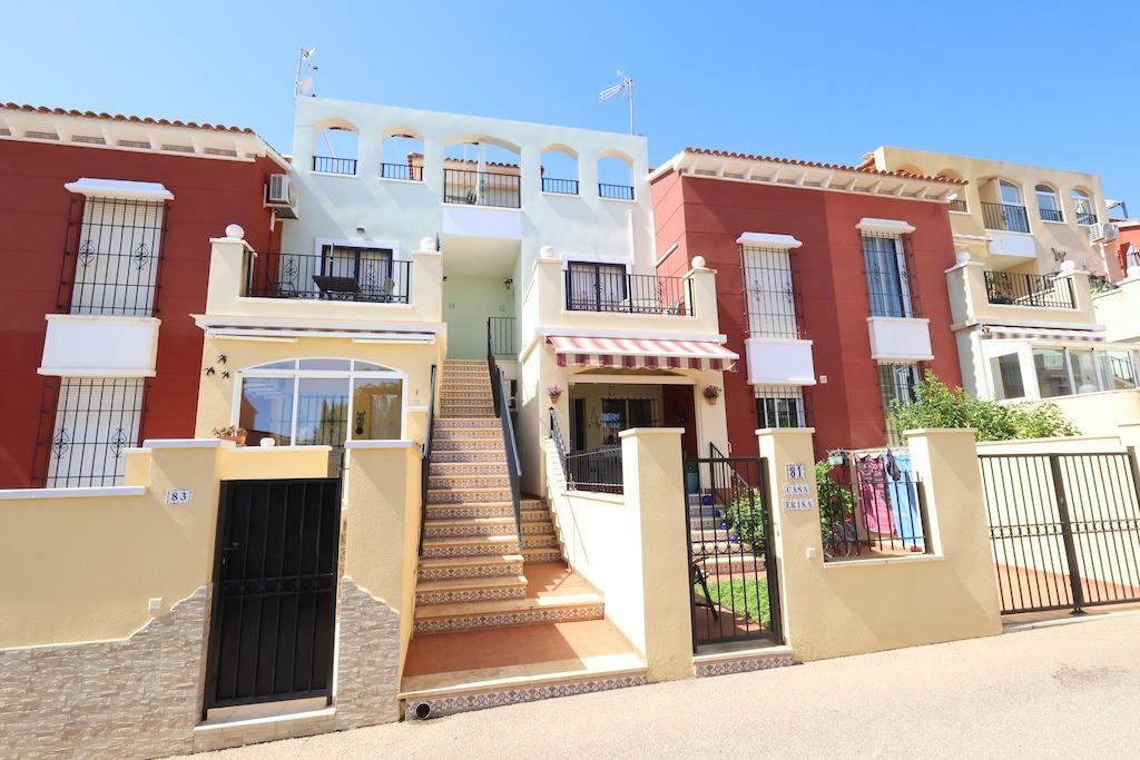 Apartment in Torrevieja - Image 2