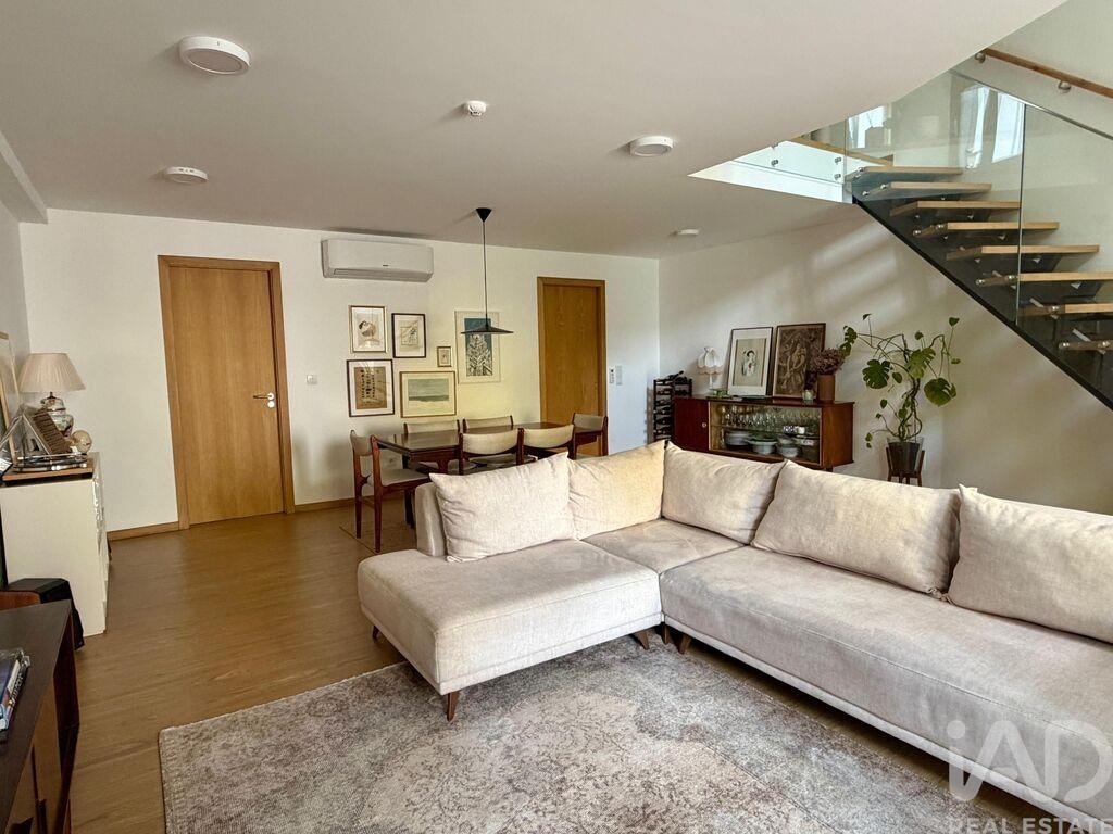 Apartment in Porto - Image 3