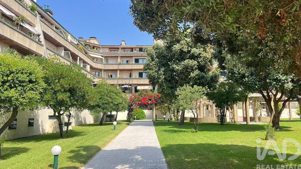Apartment in Sao Felix da Marinha - Image 2