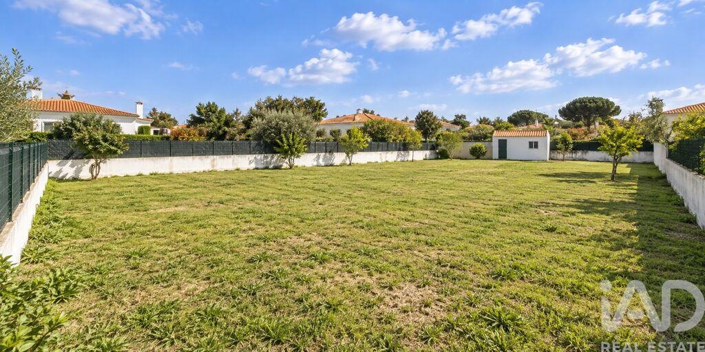 Land in Sao Joao das Lampas - Image 3
