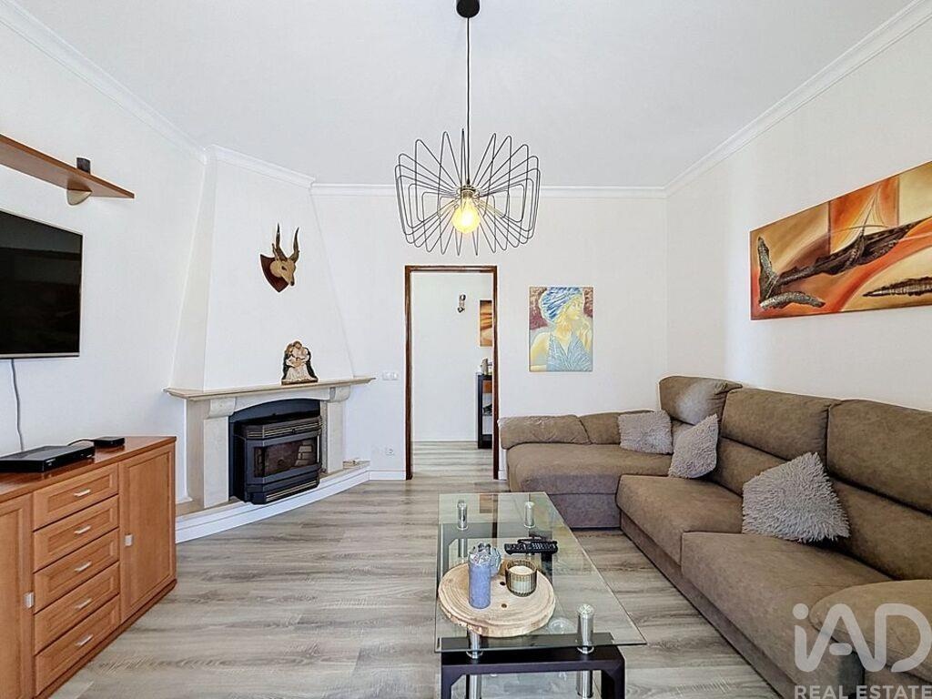 Apartment in Moita - Image 2
