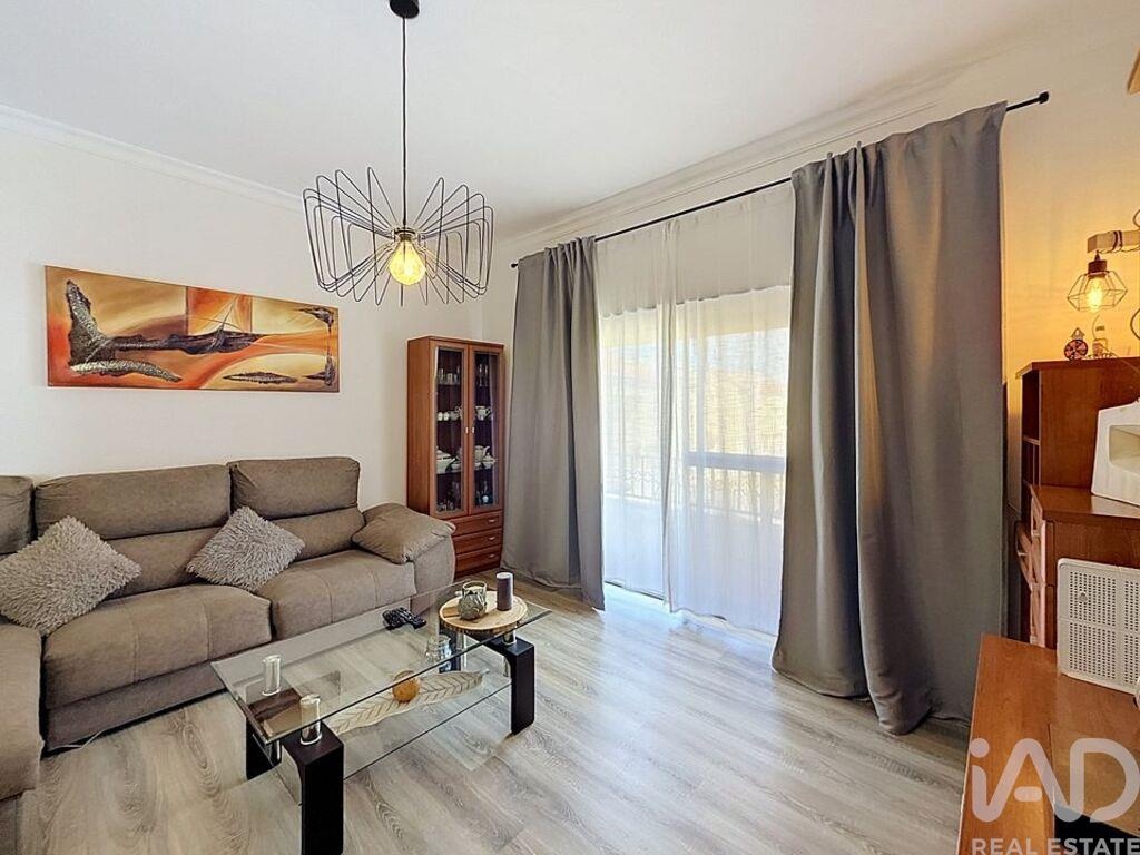 Apartment in Moita - Image 3