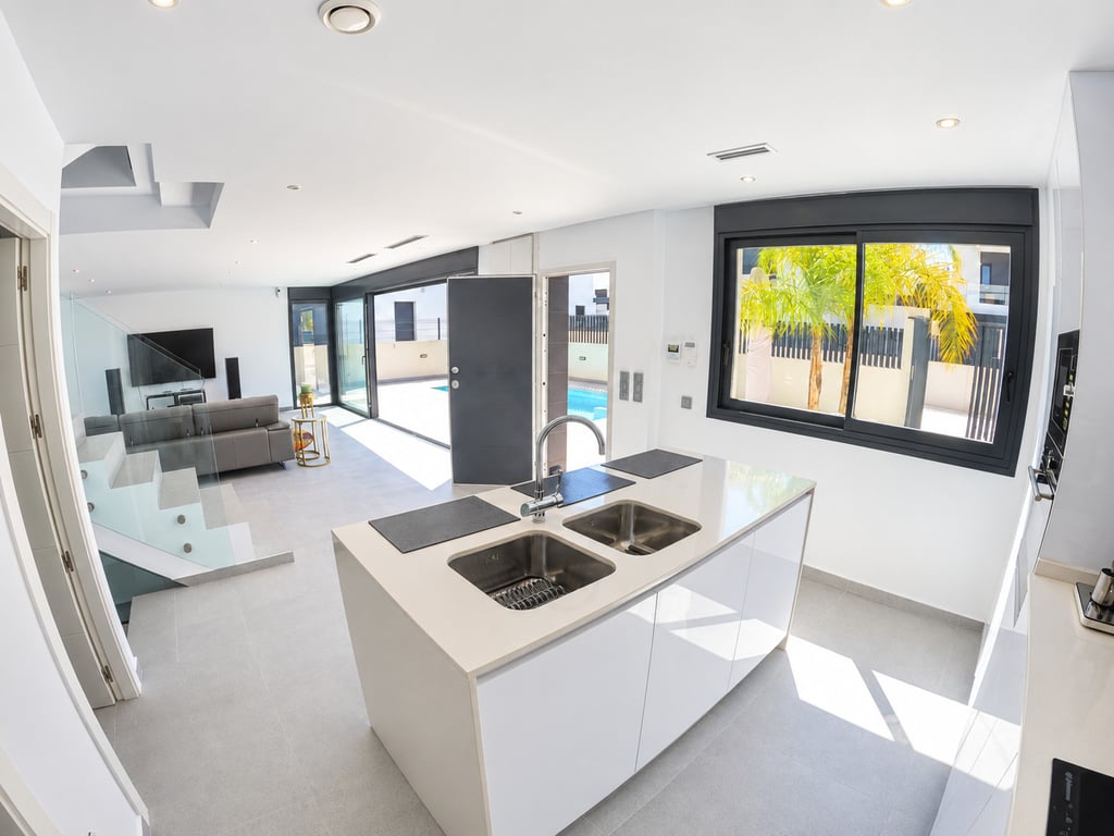 Villa in Algorfa - Image 2