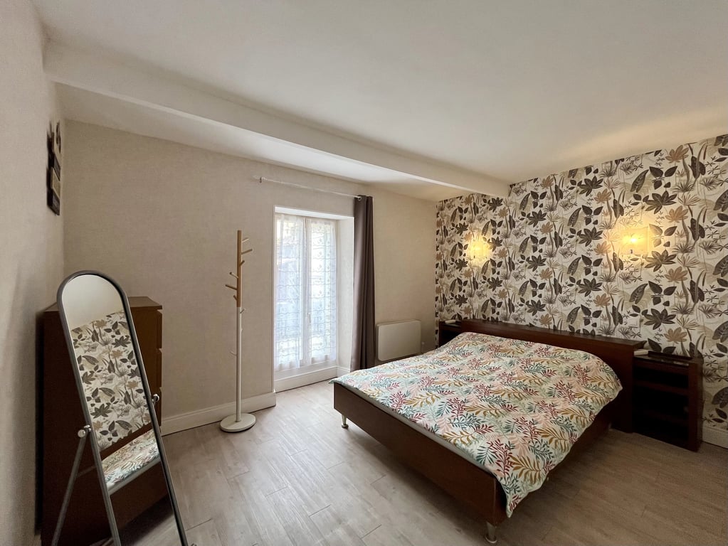 House in Aubeterre-sur-Dronne - Image 3