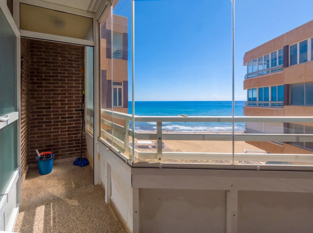 Apartment in Torrelamata - Image 3