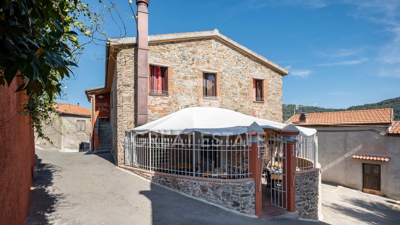 House in Tirli