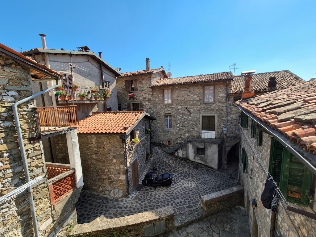 House in Villa Collemandina - Image 2