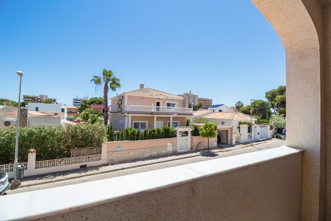 Apartment in La Zenia - Image 2