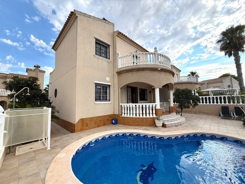 Villa in Urbanizacion los Balcones