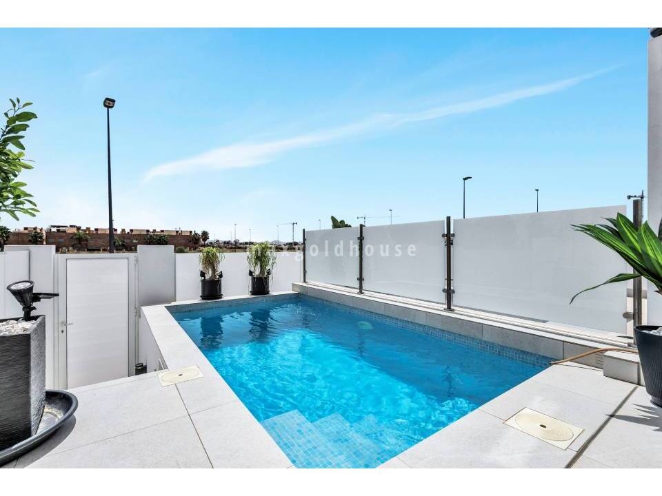 Apartment in Los Alcazares - Image 3