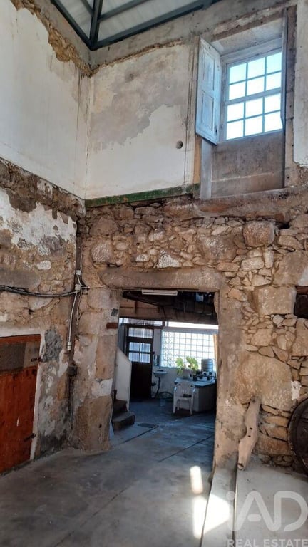 House in Poupas - Image 3
