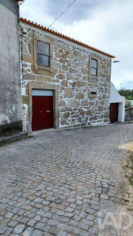House in Poupas
