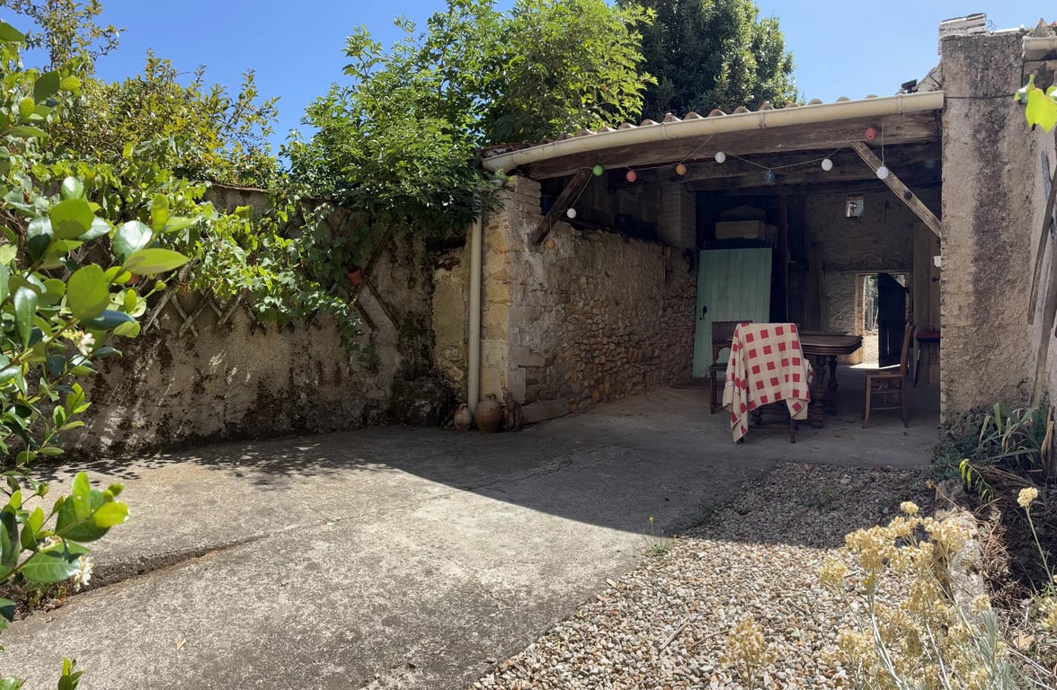 House in Montmorillon - Image 2