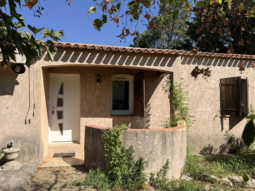 House in Rousset - Image 2