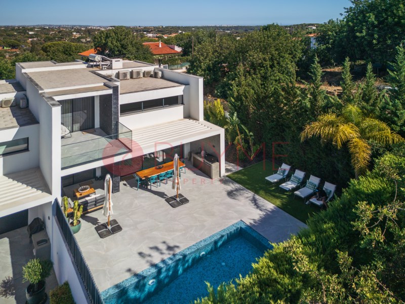 House in Almancil - Image 2