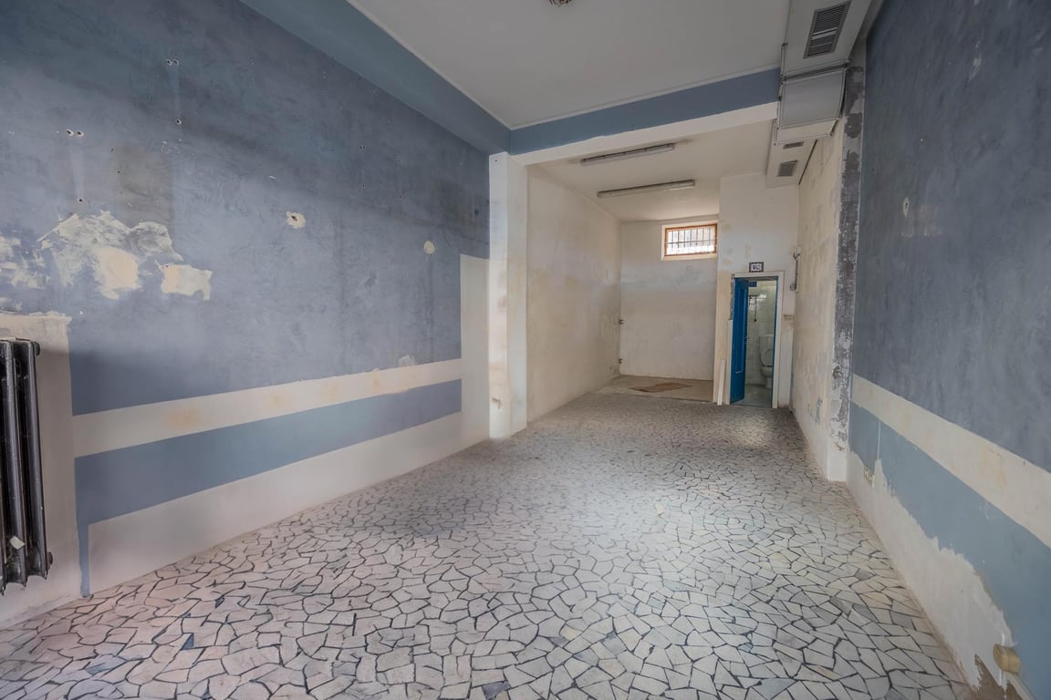 House in Trentino-Alto Adige - Image 3