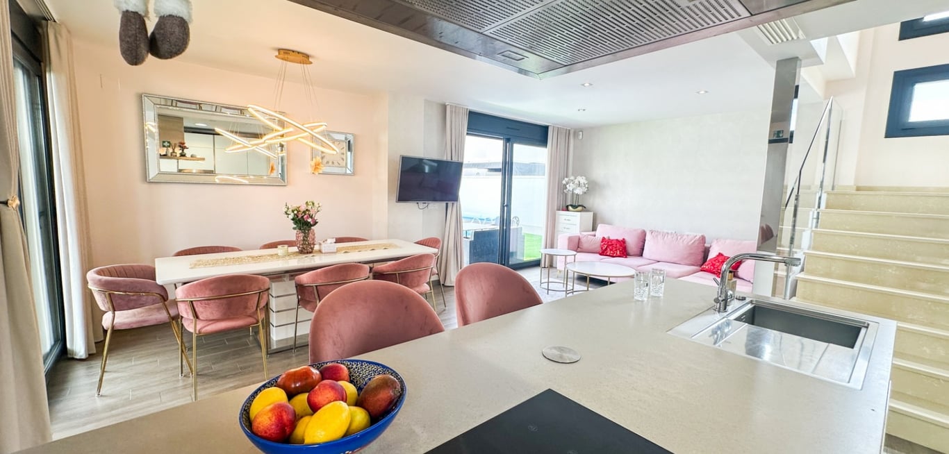 House in Torrevieja - Image 3