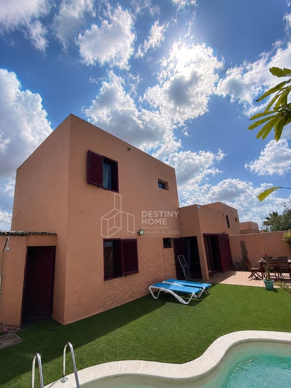House in Corralejo - Image 2