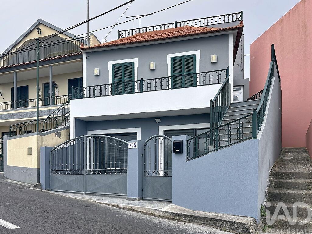 House in Ribeira Brava