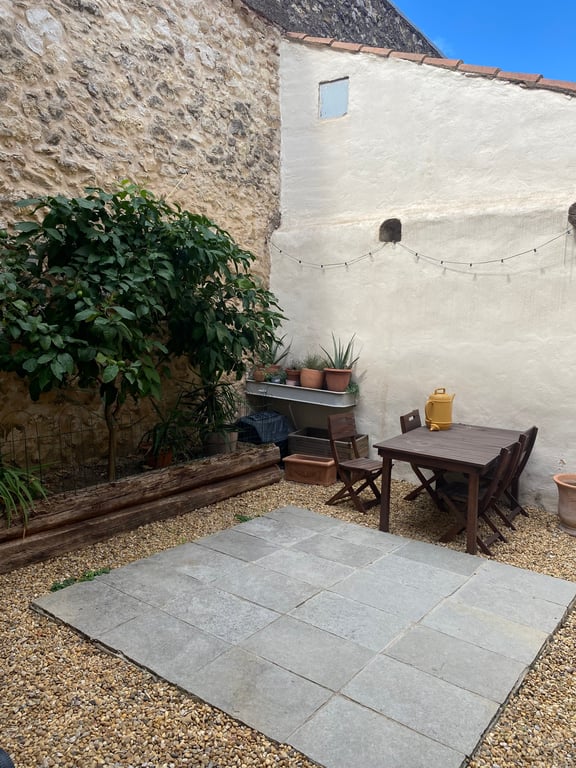 House in Saint-Genies-de-Fontedit - Image 2