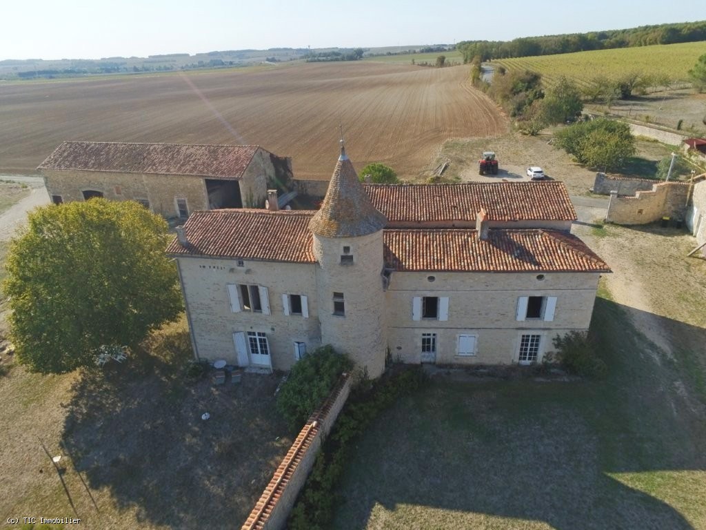 House in Charme