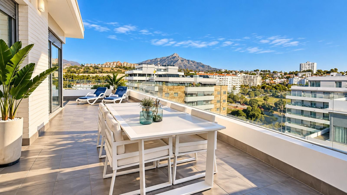 Penthouse in Nueva Andalucia
