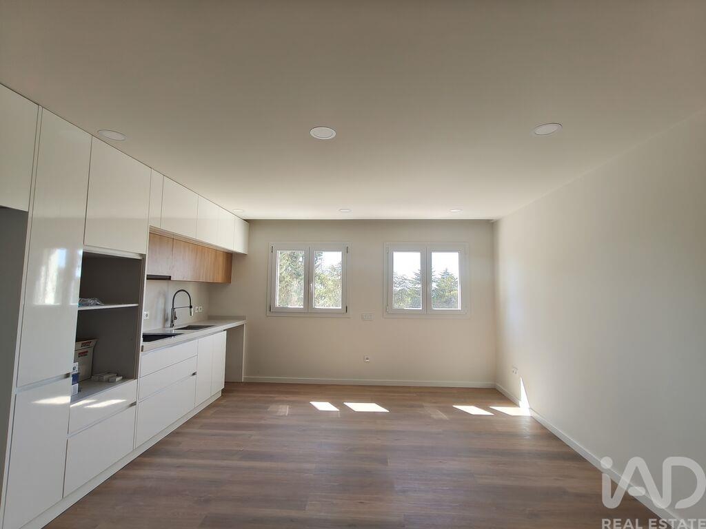 Apartment in Santarem - Image 2