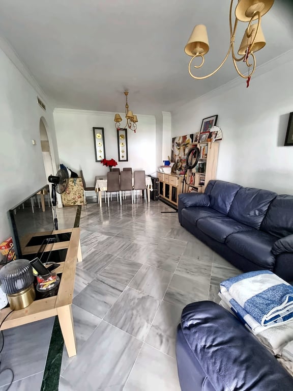 Apartment in Nueva Andalucia - Image 3