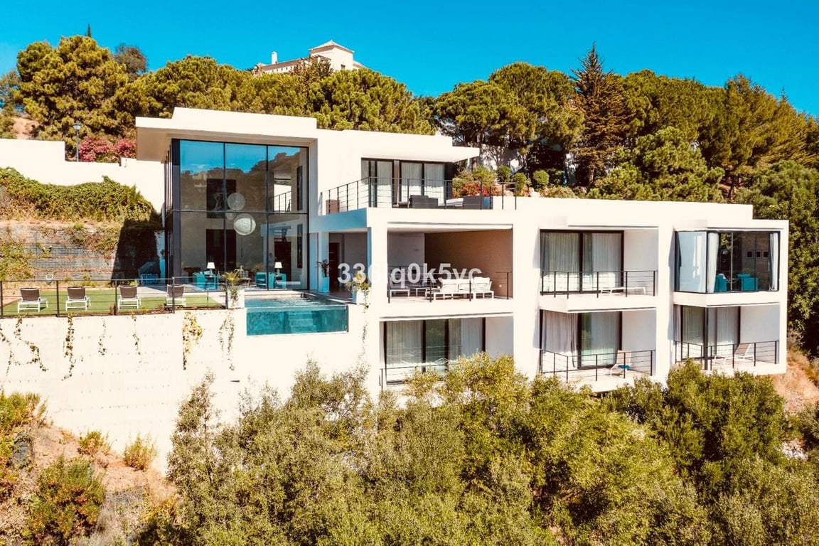 Villa in Benahavis