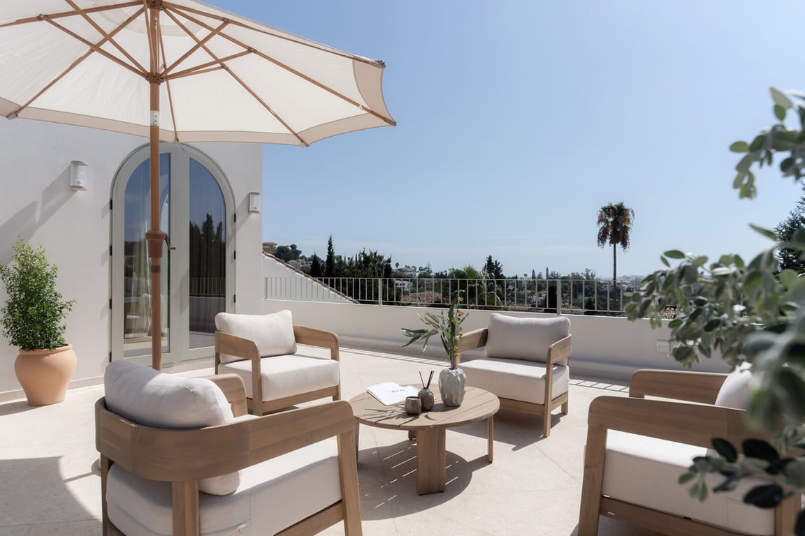 Villa in Nueva Andalucia