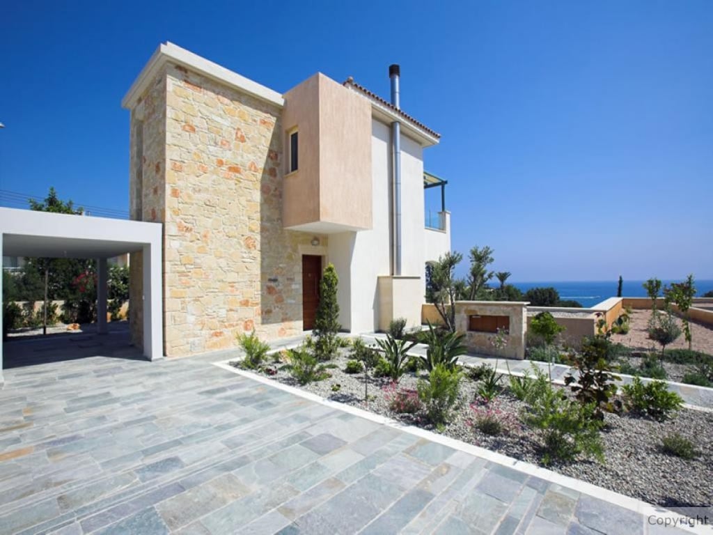 House in Cyprus - Image 3